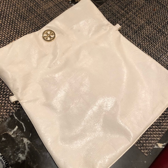 Tory Burch purse. - Picture 3 of 8